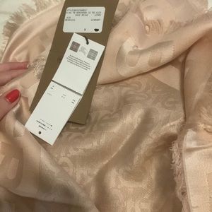 BNWT Burberry silk scarf